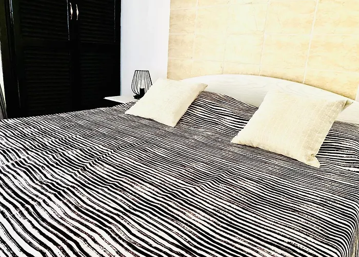 Zebra Center Apartment